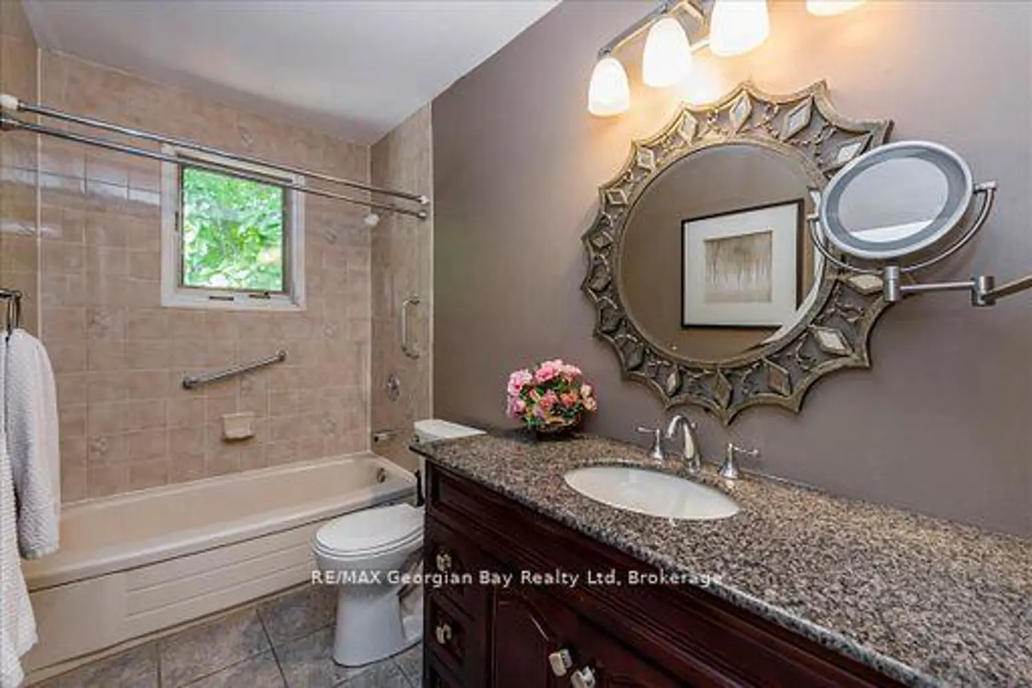 Additional image 5 of 31 Lakeview Crescent