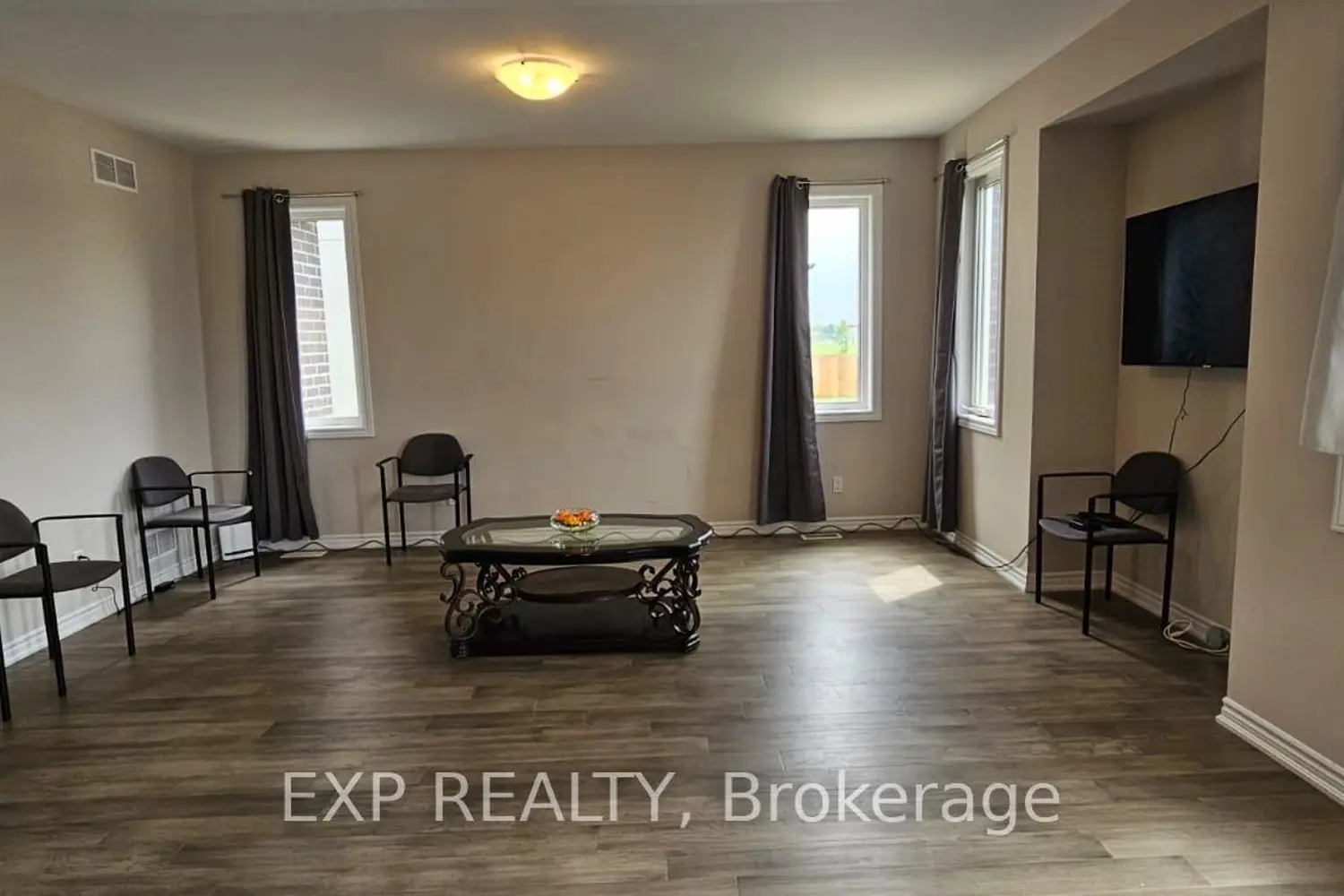 Additional image 6 of 7878 Seabiscuit Drive