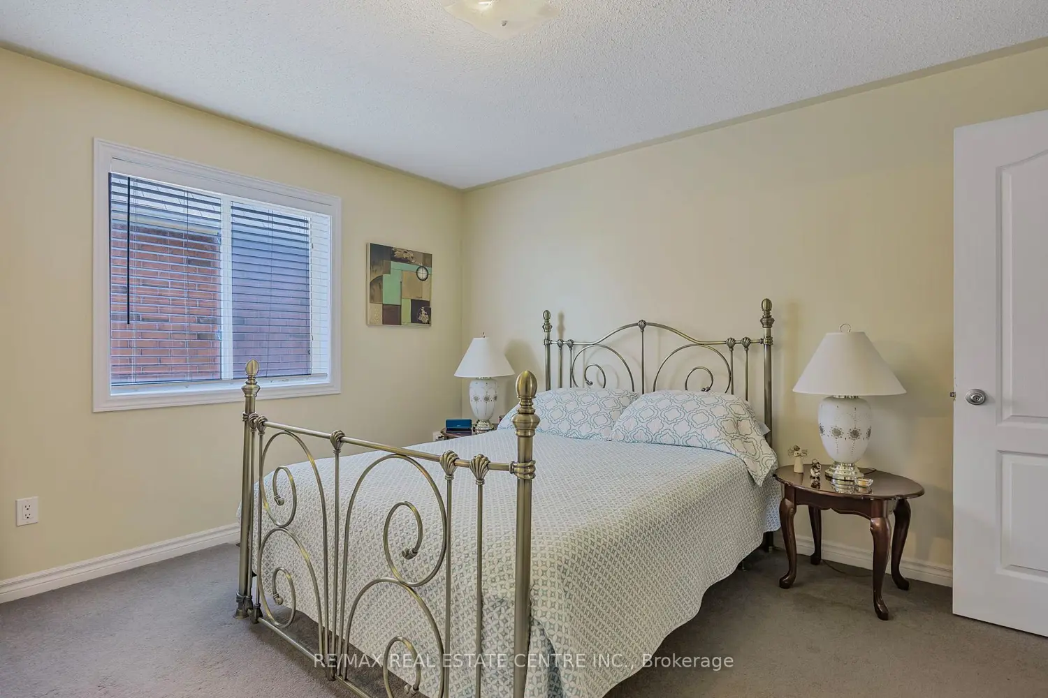 Additional image 14 of 904 O'reilly Crescent