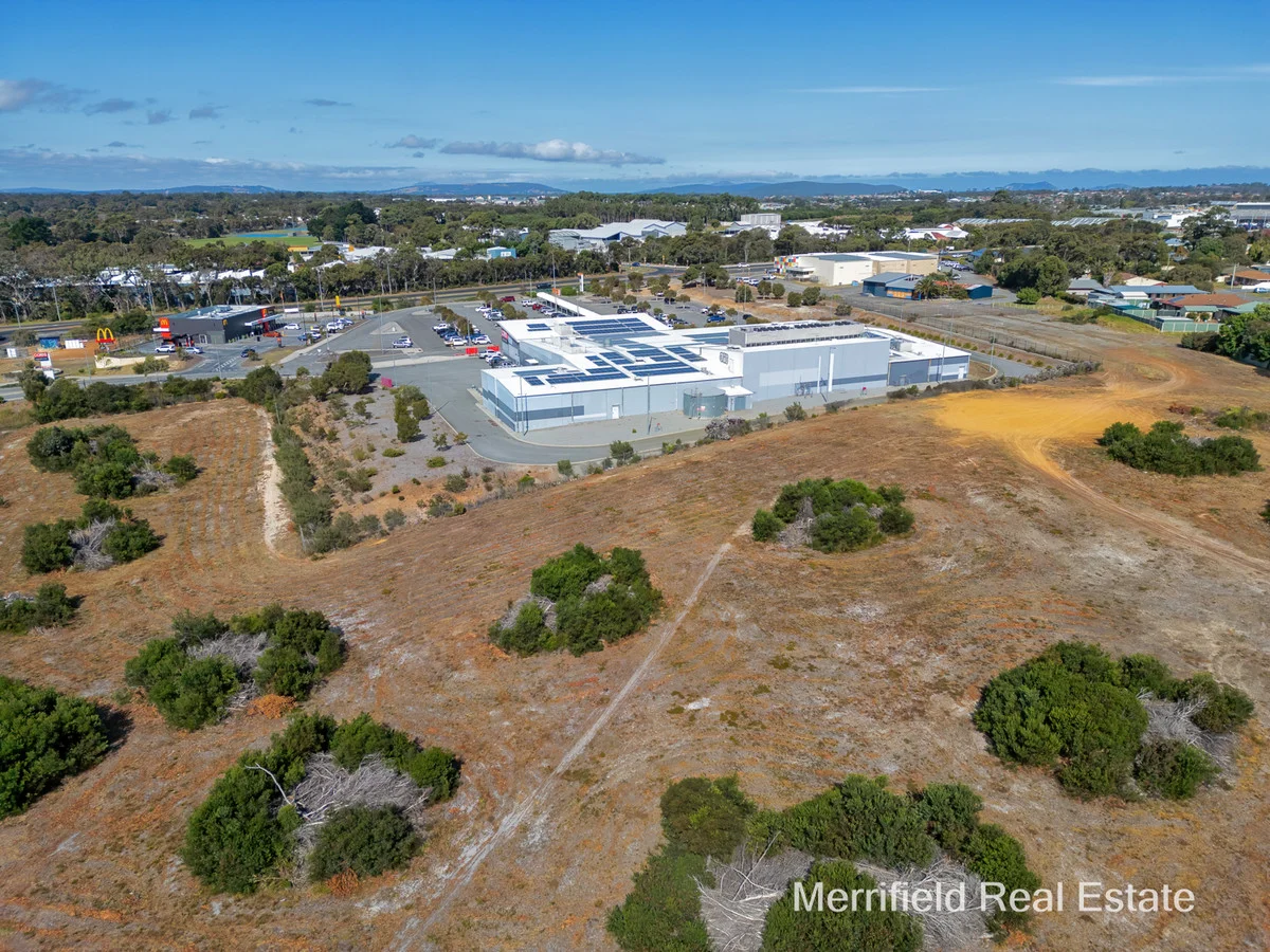 Additional image 21 of 100 Le Grande Avenue, Orana WA 6330