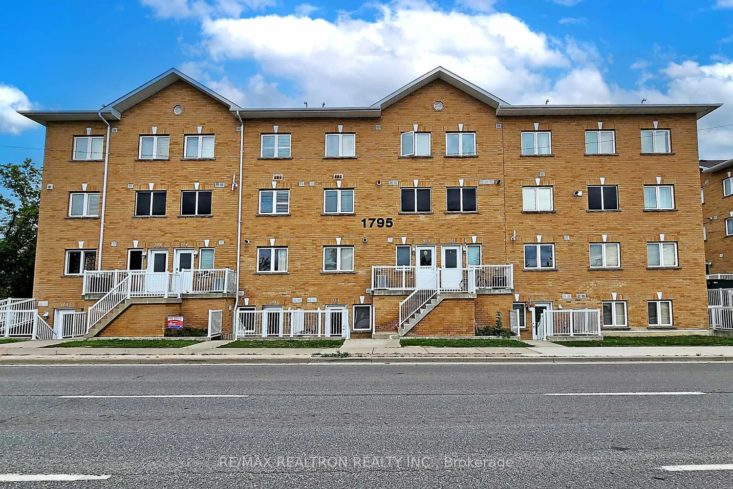 1795 Markham Road 106