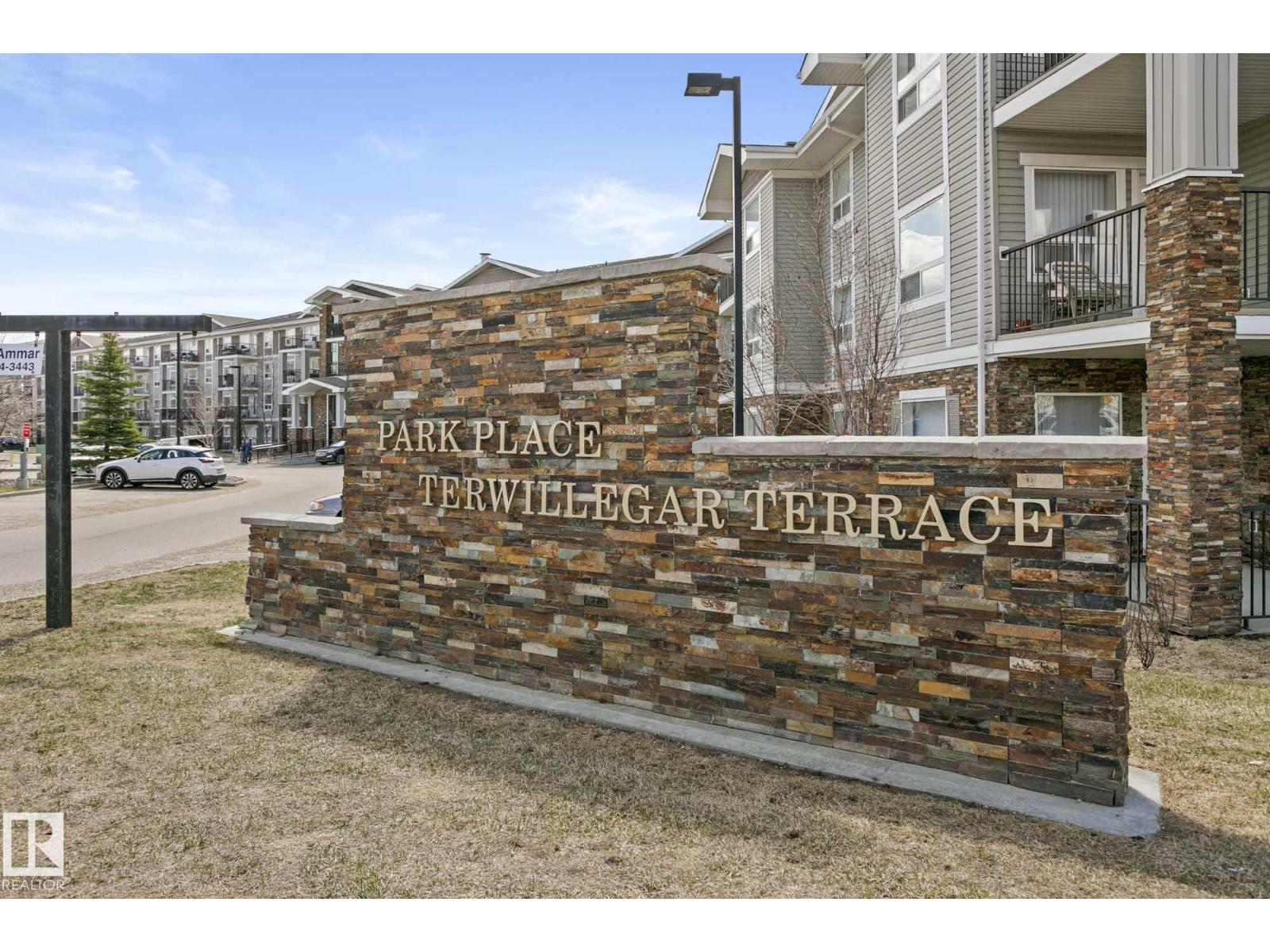Additional image 2 of 9363 Simpson Drive NW, Edmonton, AB, T6R0N2