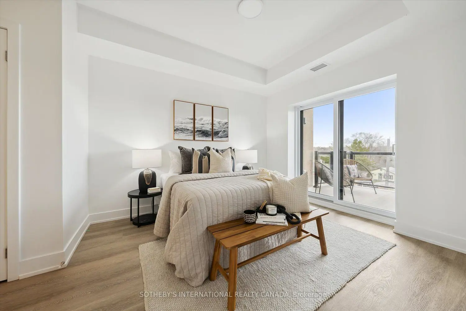 Additional image 4 of 19B West Street 306