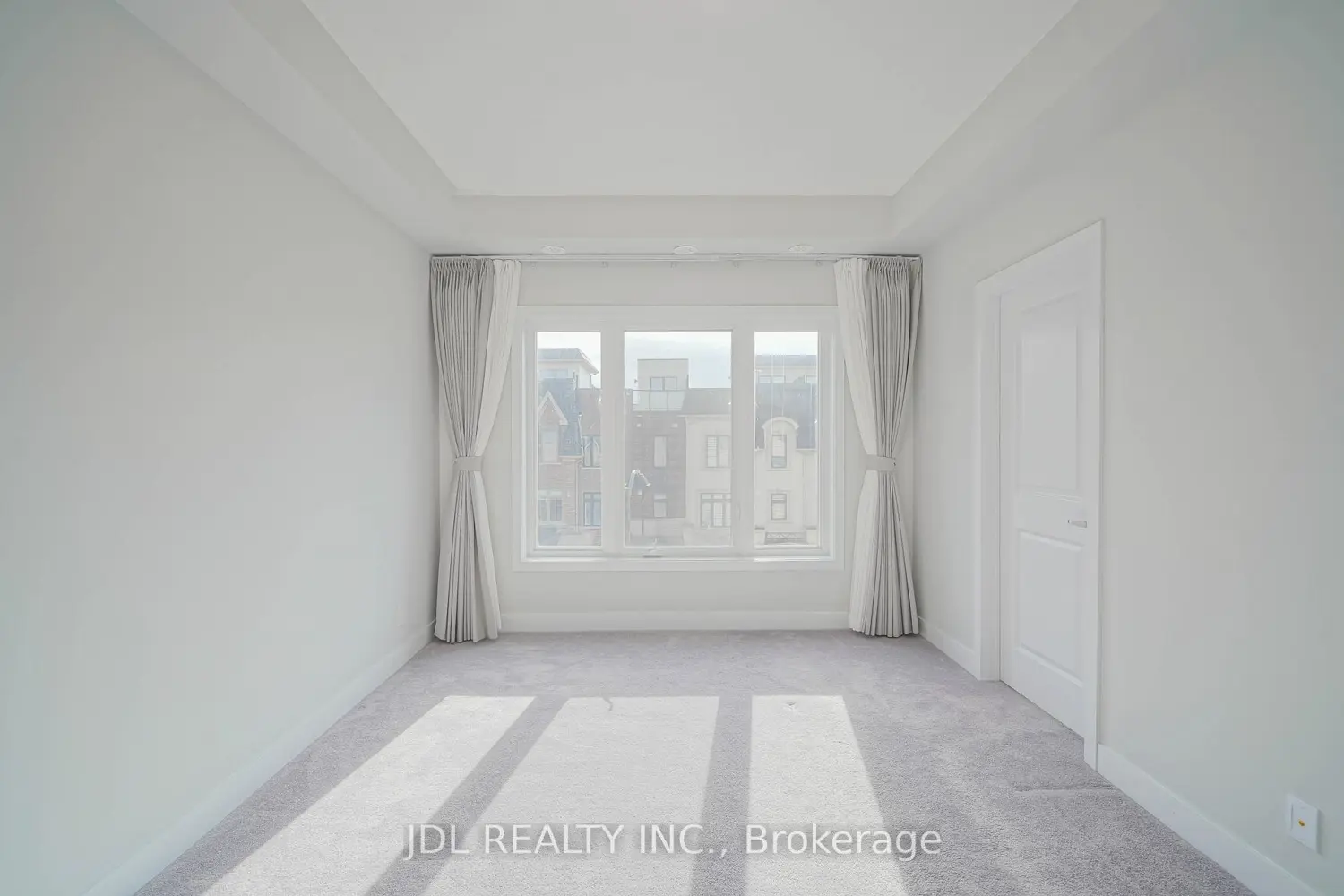 Additional image 6 of 32 Guardhouse Crescent