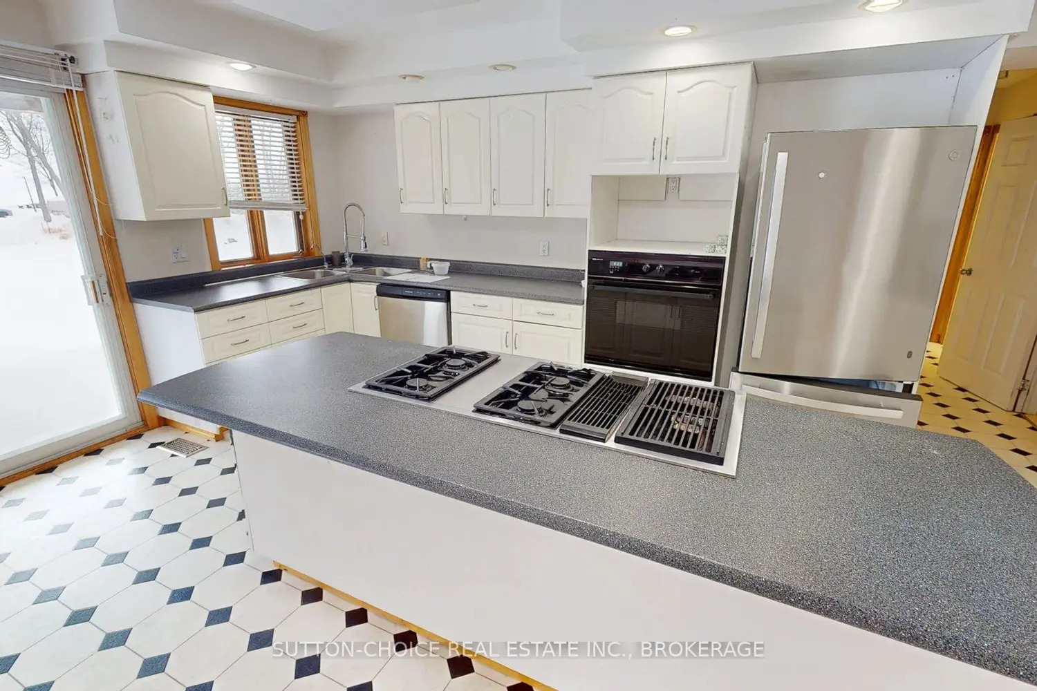488 Marleau Road photo 3