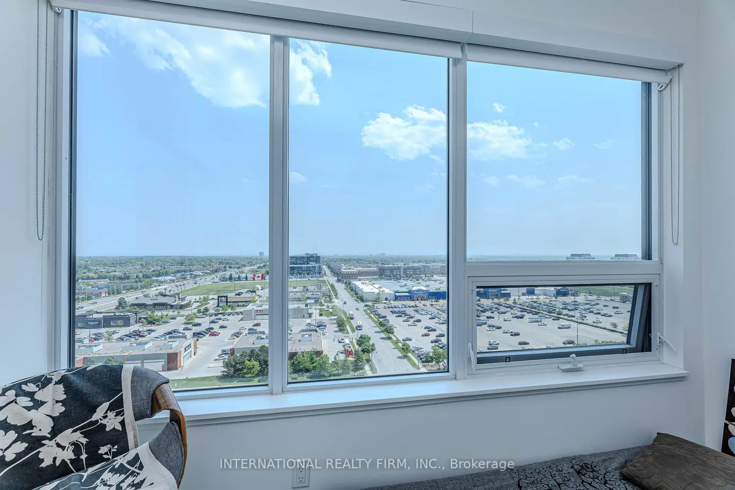 Additional image 9 of 2481 Taunton Road 1307