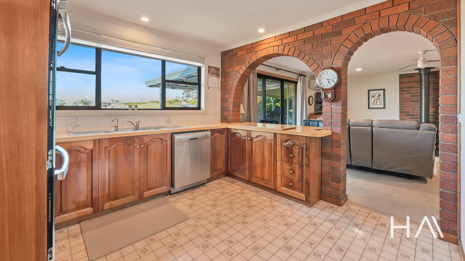 Additional image 11 of 25-27 Erythos Grove, St Helens TAS 7216