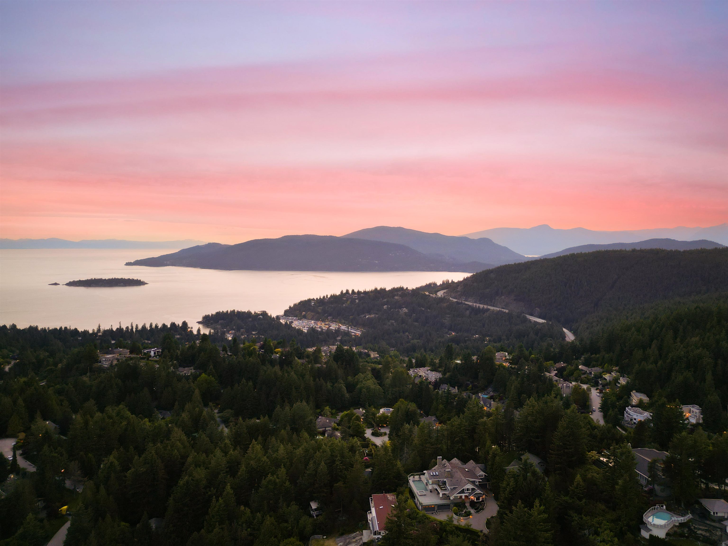 Additional image 3 of 3-4665 Woodridge Place, West Vancouver, BC, V7S 2X1