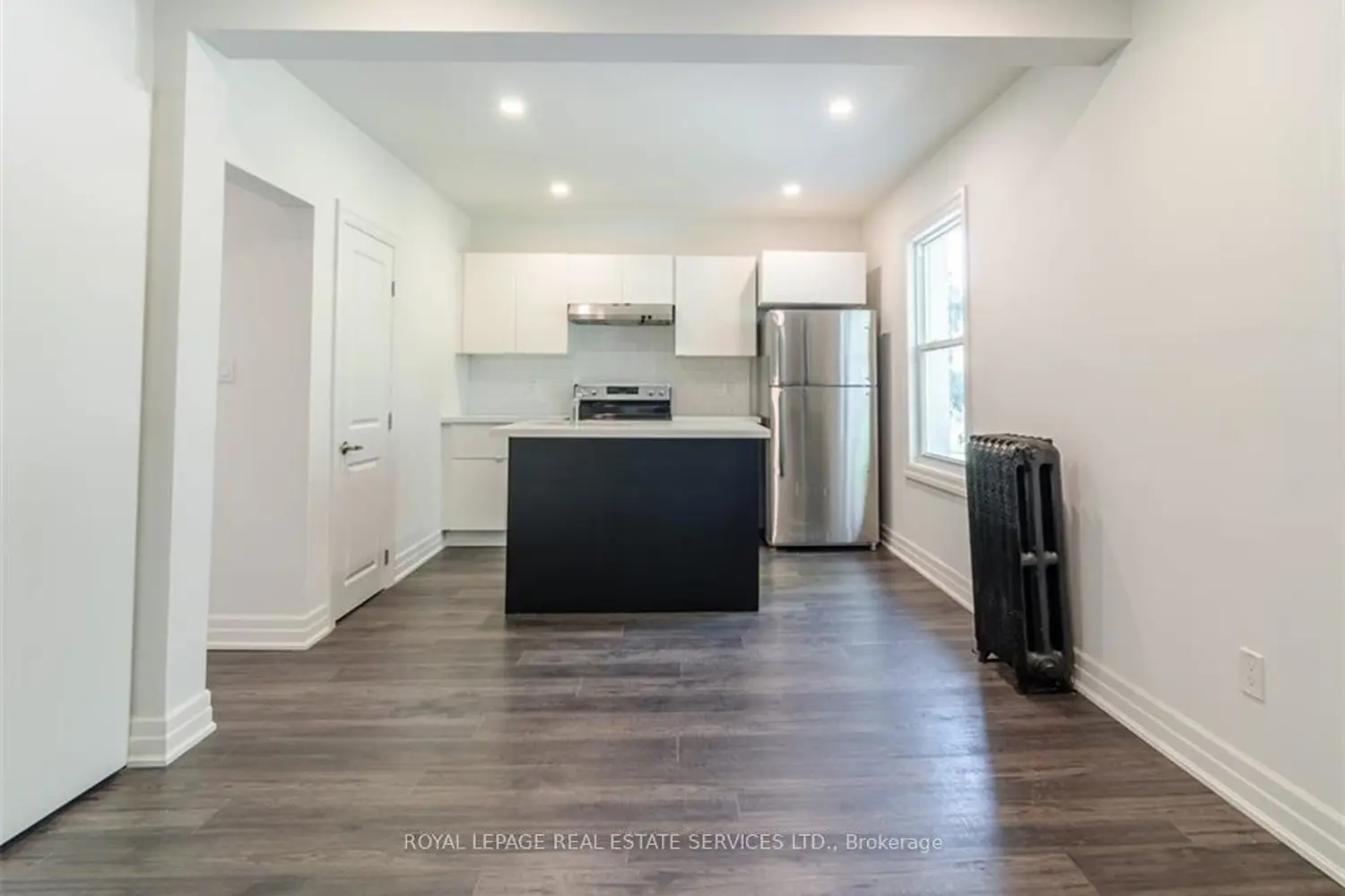 Additional image 11 of 115 Spadina Avenue