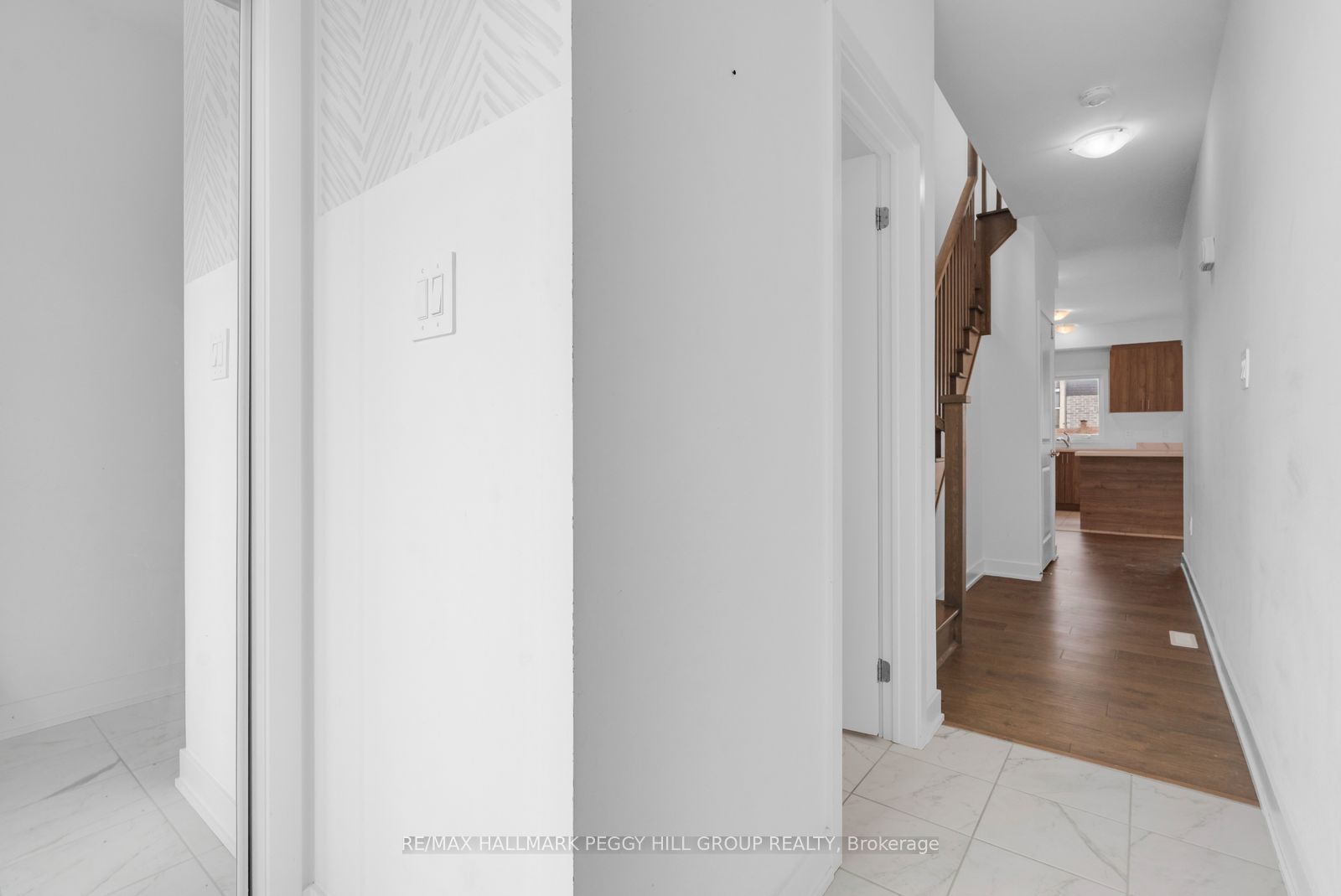 Additional image 5 of 37 Turnberry Lane, Barrie, ON, L9J 0M8