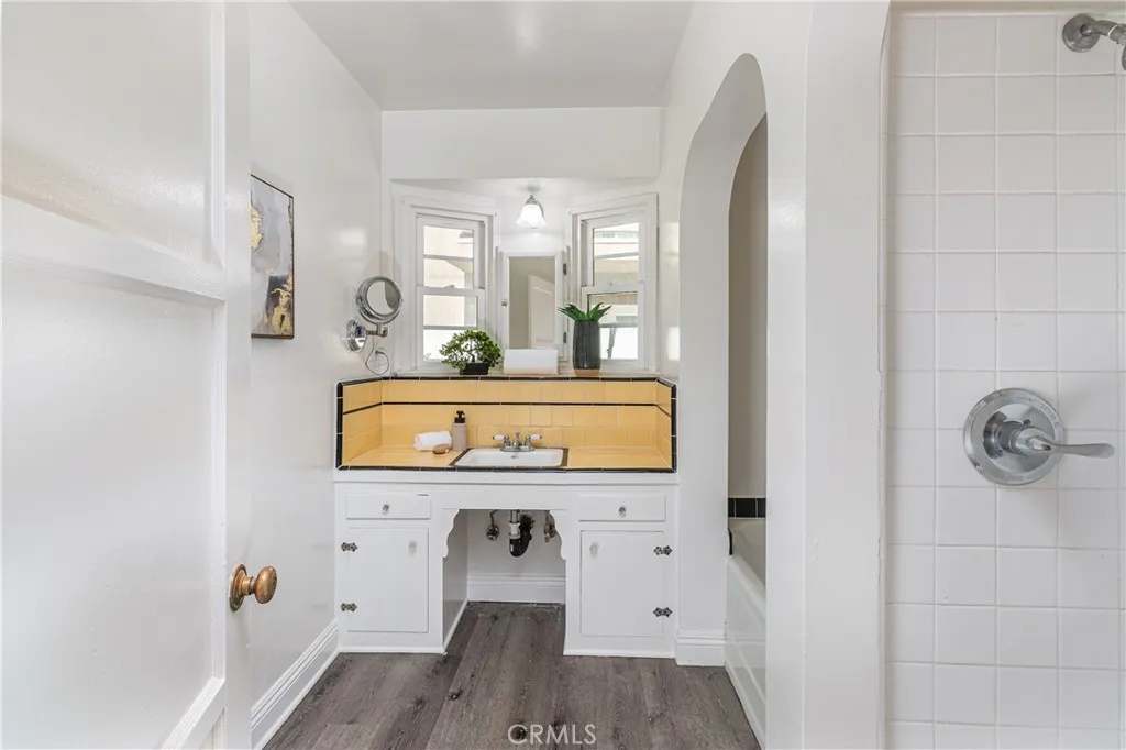 Additional image 17 of 121 N Myers St, Burbank, CA 91506