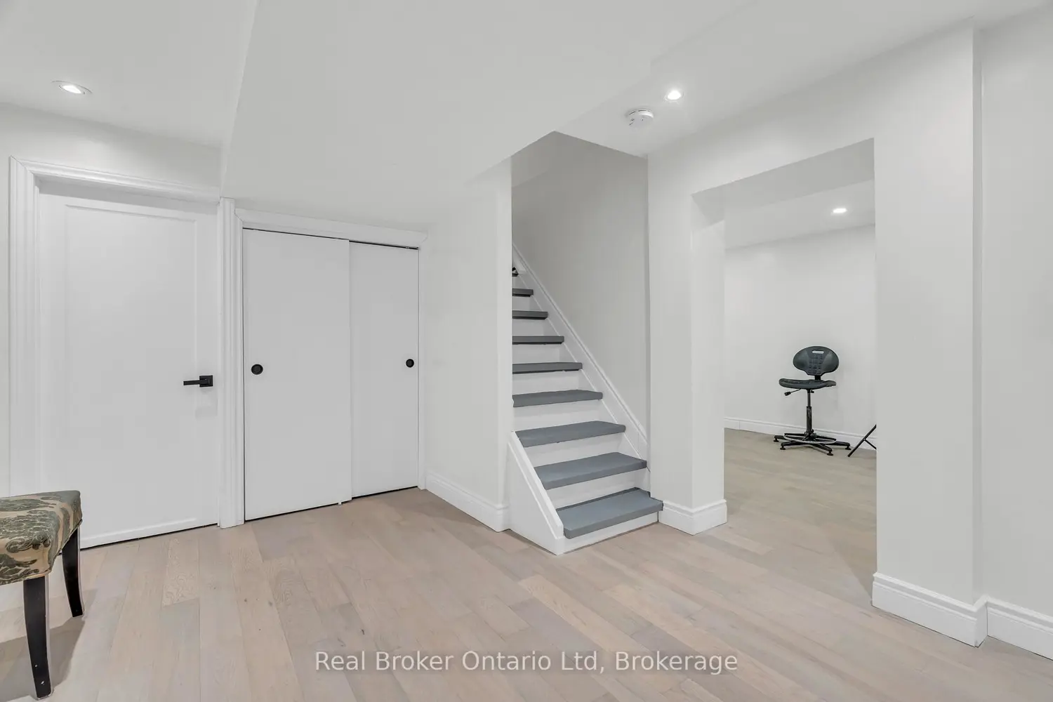 Additional image 9 of 445 Moore Street