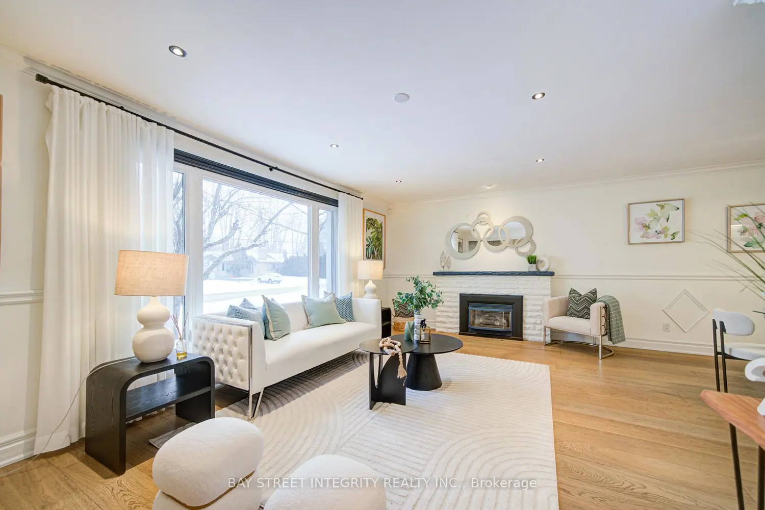 Additional image 3 of 409 River Side Drive