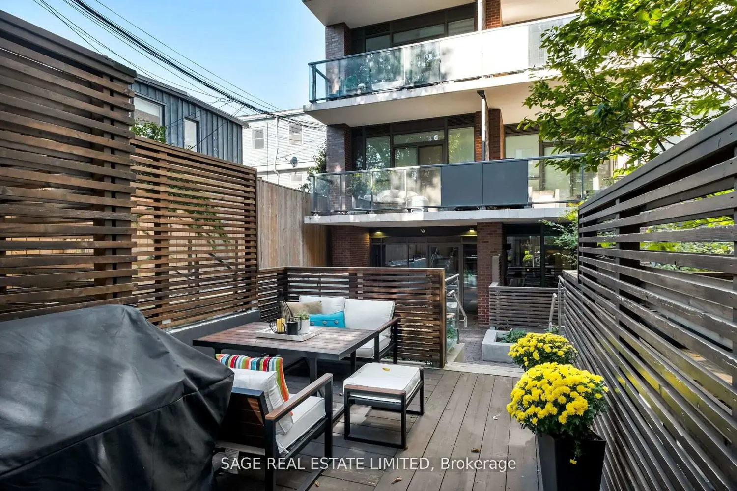 Additional image 16 of 1331 Queen Street Th01