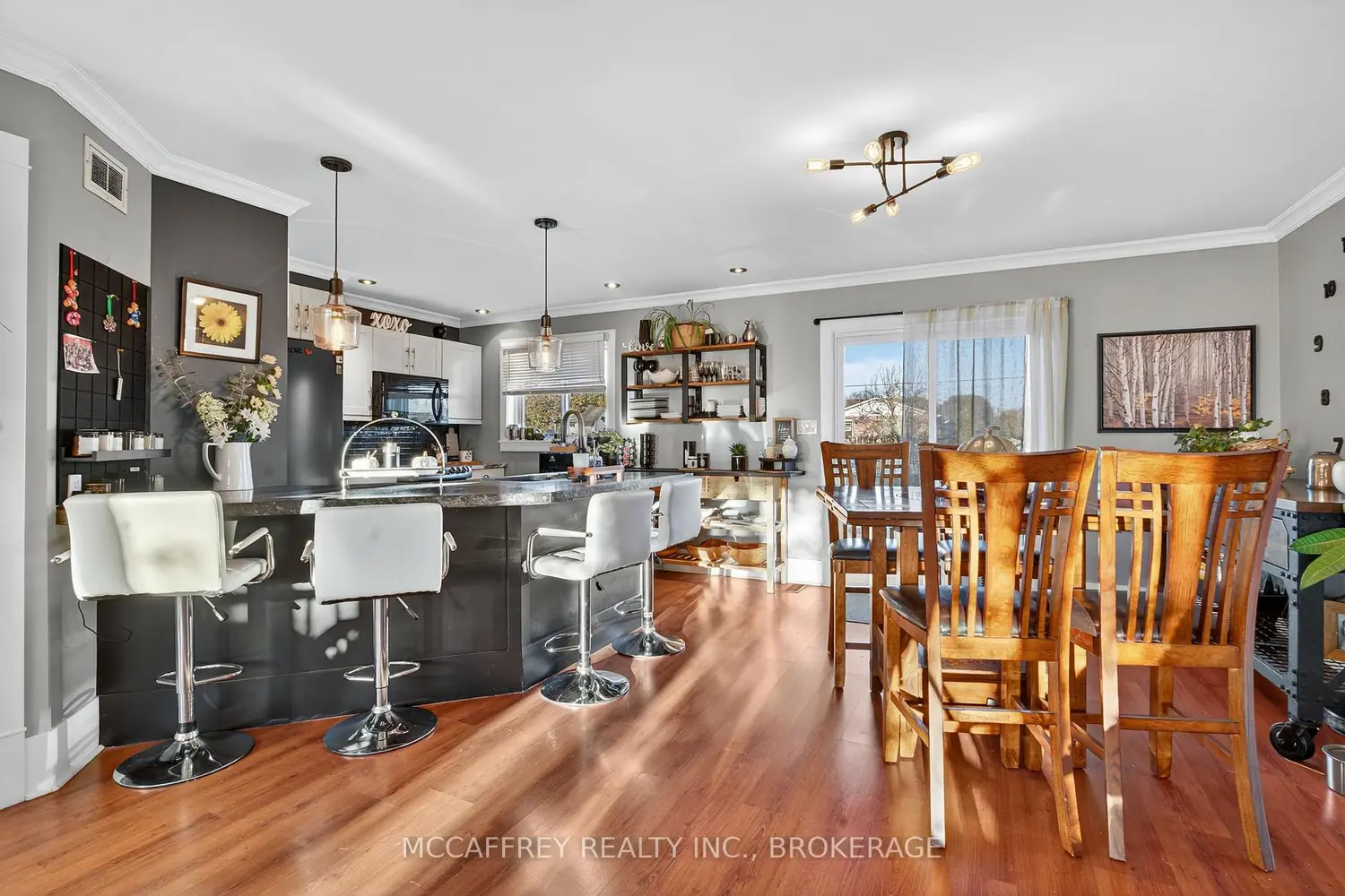 Additional image 4 of 45 Huron Street