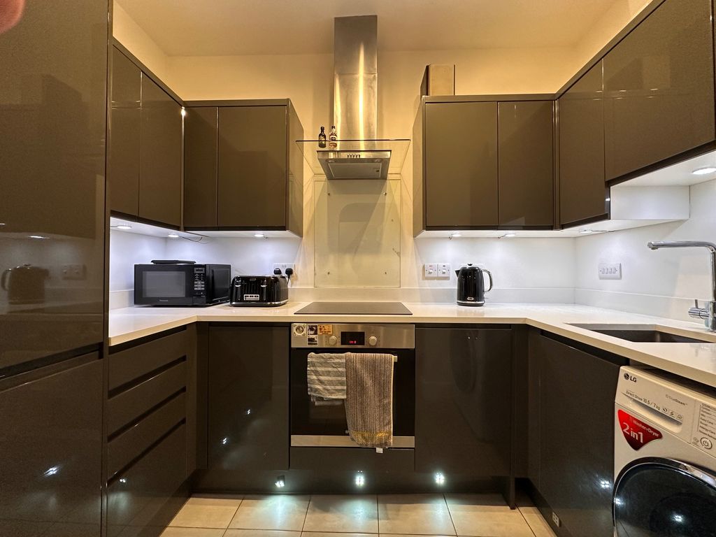 Additional image 5 of 2 bed flat for saleFernbank Road, Ascot SL5