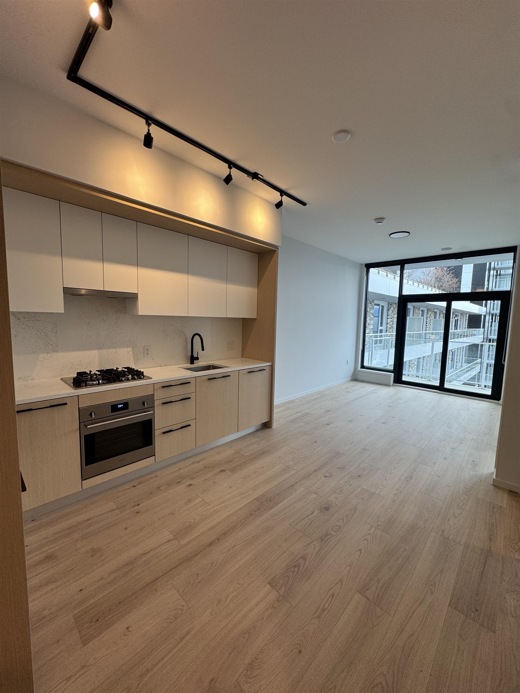 Additional image 2 of 55X-5189 Earles Street, Vancouver, BC, V5R 5H4