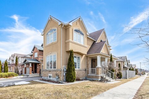 Additional image 8 of 3 Mansard Drive, Richmond Hill, ON, L4E 0L8