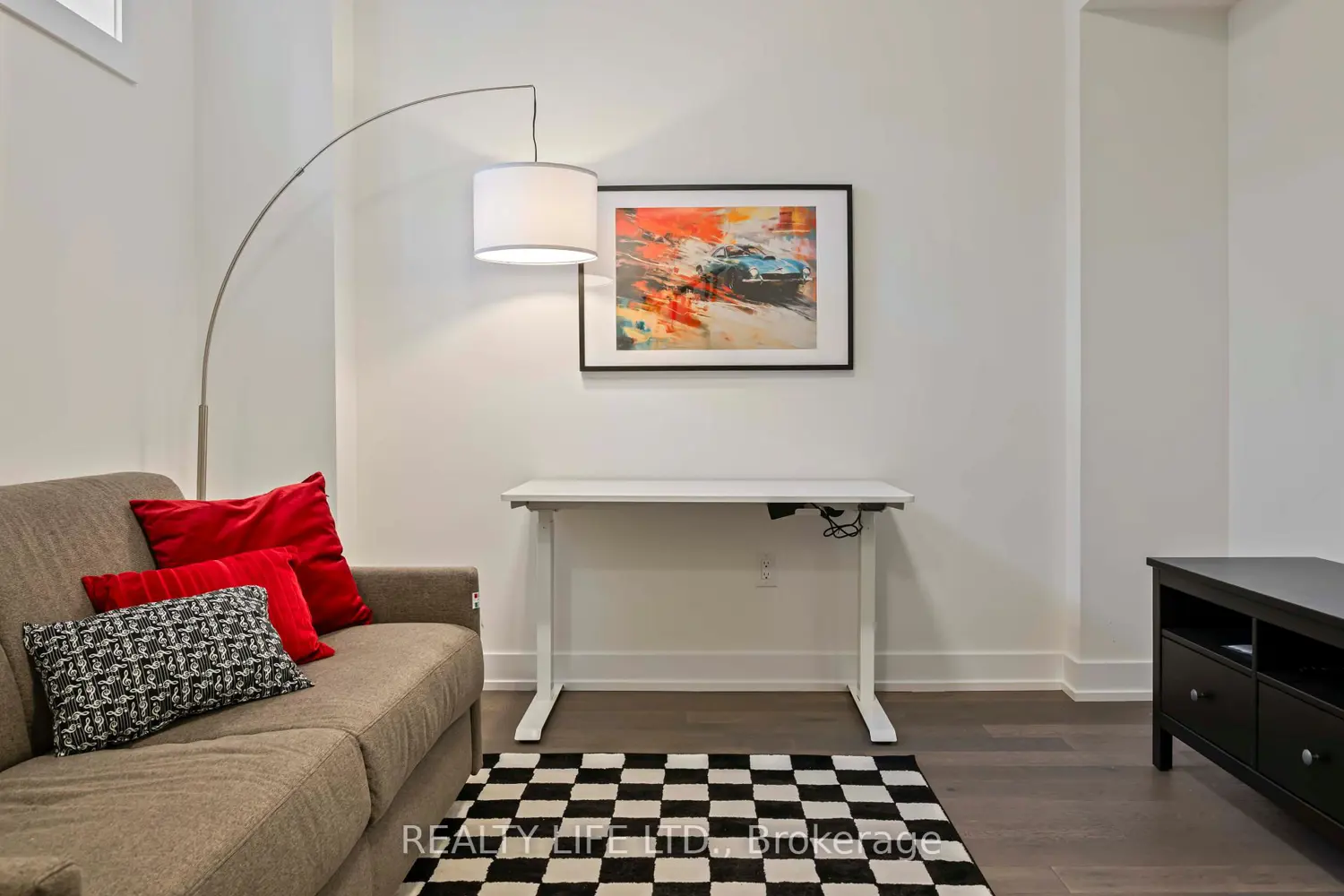 Additional image 19 of 2273 Turnberry Road 6