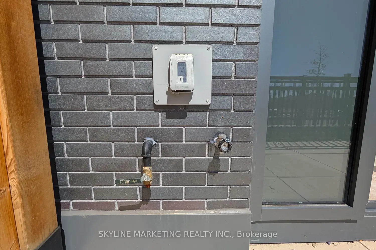 Additional image 8 of 2450 Old Bronte Road 102