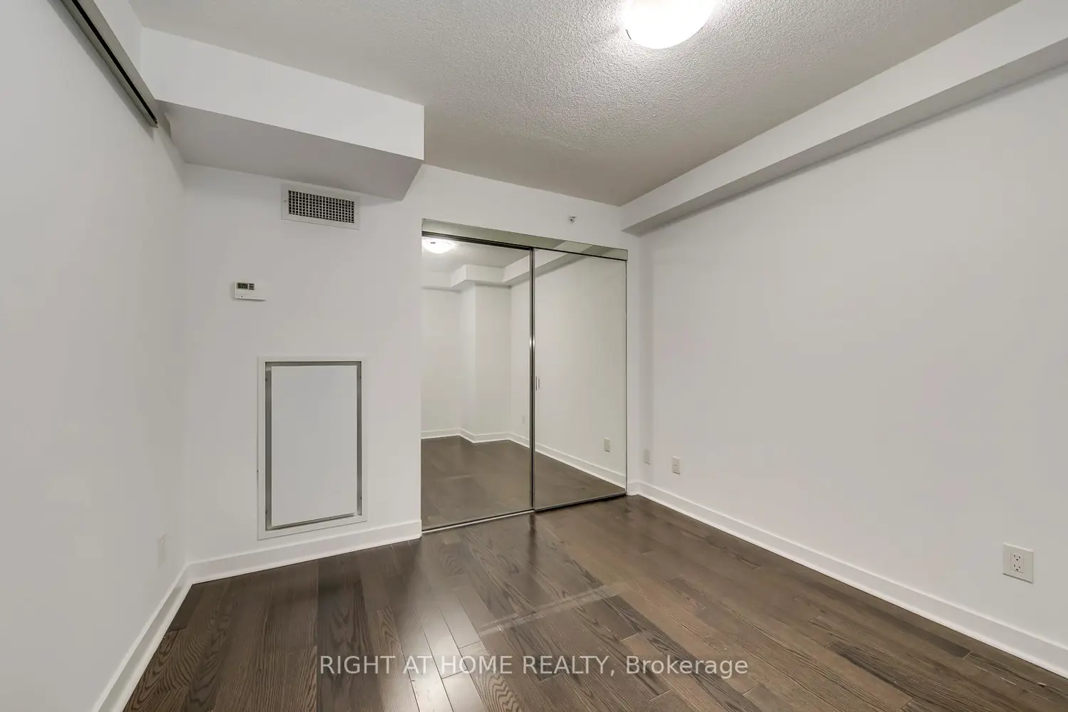 Additional image 12 of 295 Adelaide Street 314