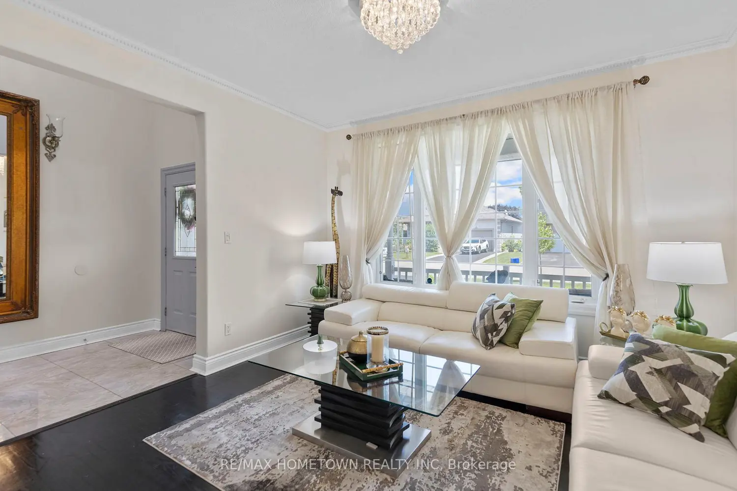 Additional image 3 of 1020 Crestwood Drive