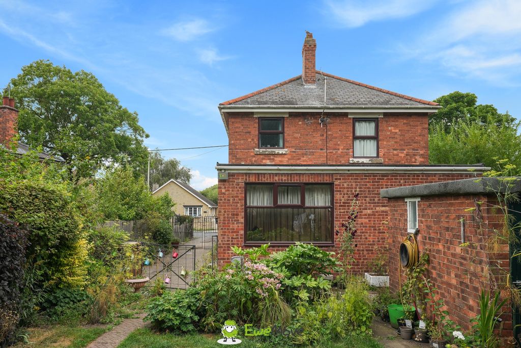 Additional image 5 of 4 bed detached house for saleCoverdale King Edward Street, Belton, Doncaster DN9