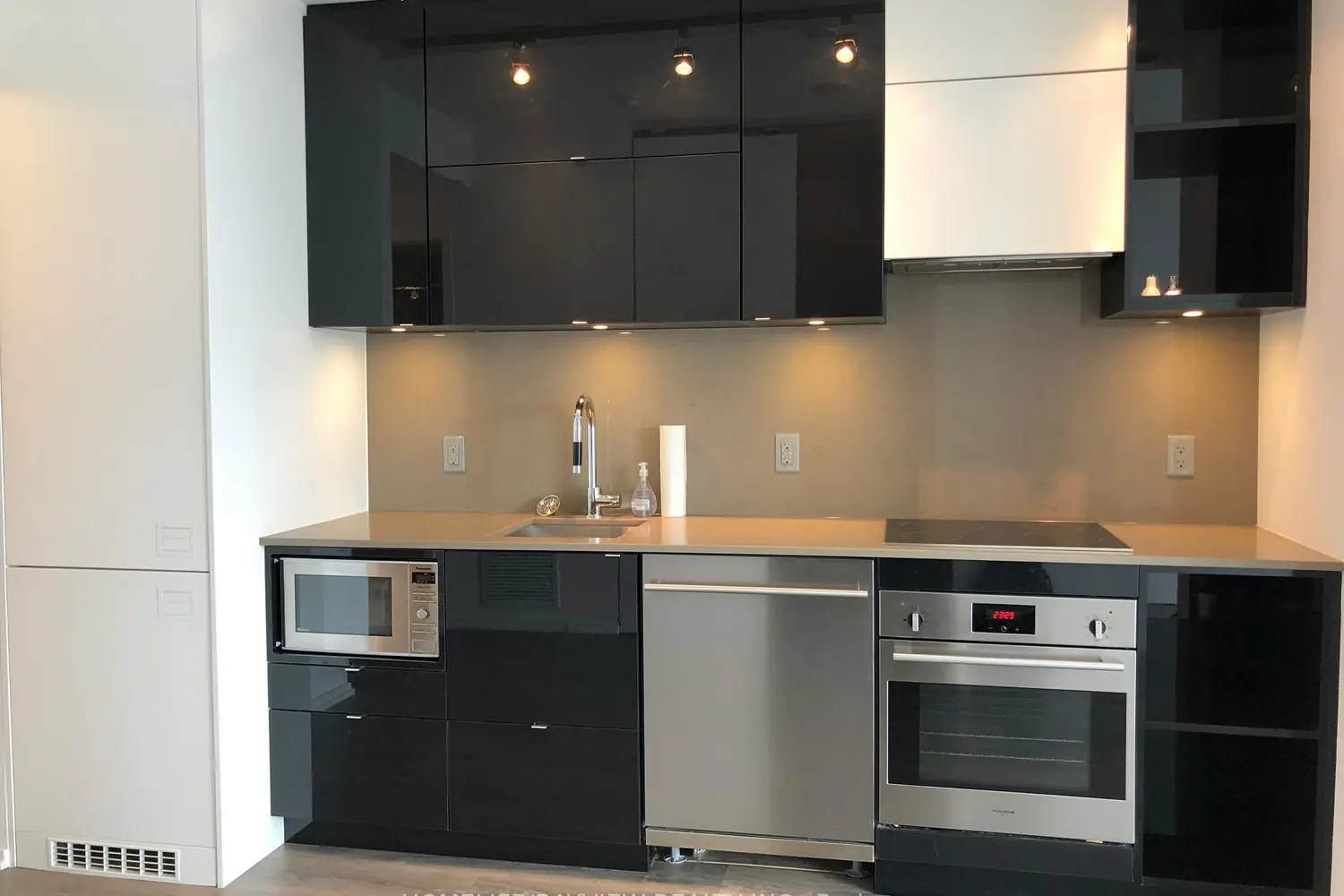 Additional image 10 of 125 Peter Street 906