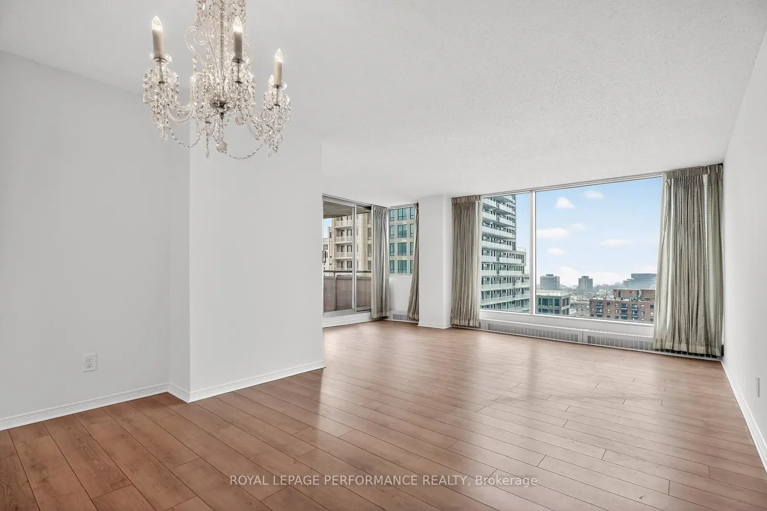 160 George Street 1603 photo 4