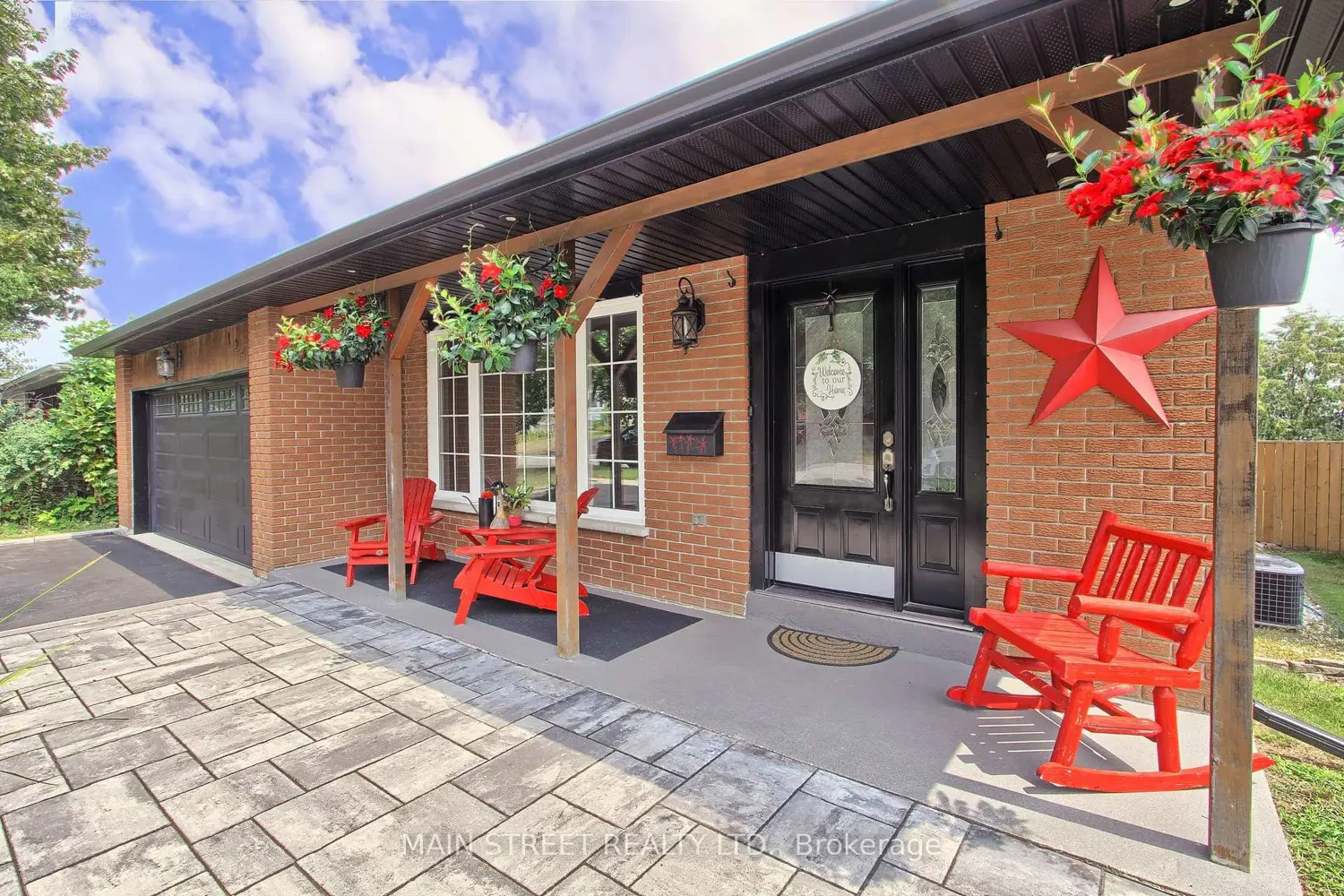 124 Lee Avenue photo 2