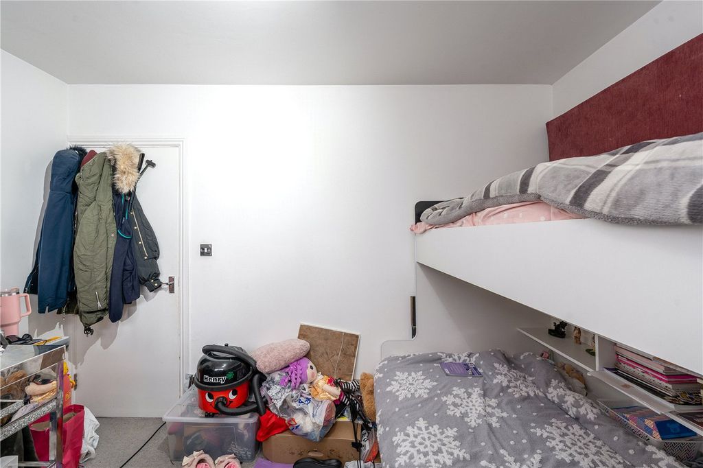 Additional image 17 of 2 bed flat for saleBeechcroft Manor, Weybridge, Surrey KT13