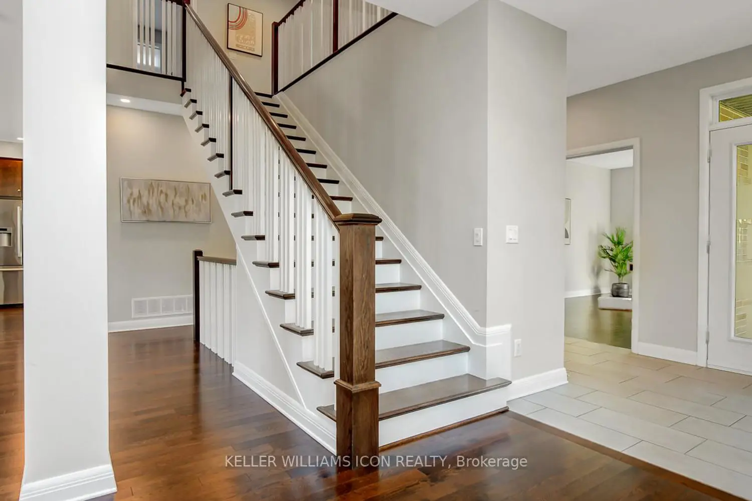 Additional image 10 of 611 Gabriola Way