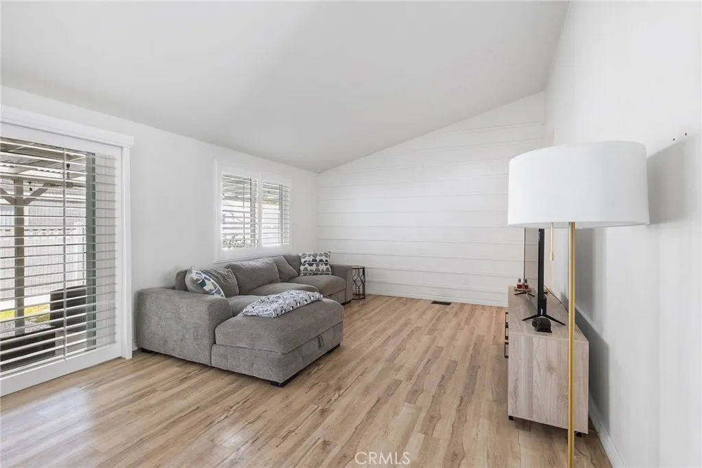 Additional image 7 of 140 W Pioneer Avenue Unit 38, Redlands, CA 92374