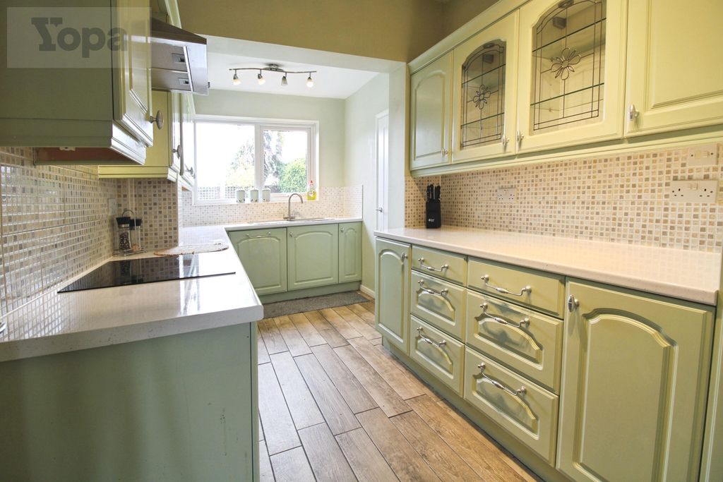 Additional image 3 of 4 bed detached house for saleRushmere Road, Ipswich IP4