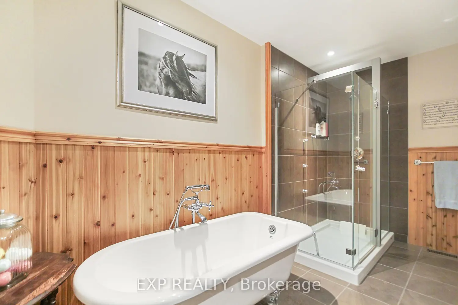 Additional image 10 of 2186 Clyde Lake Road