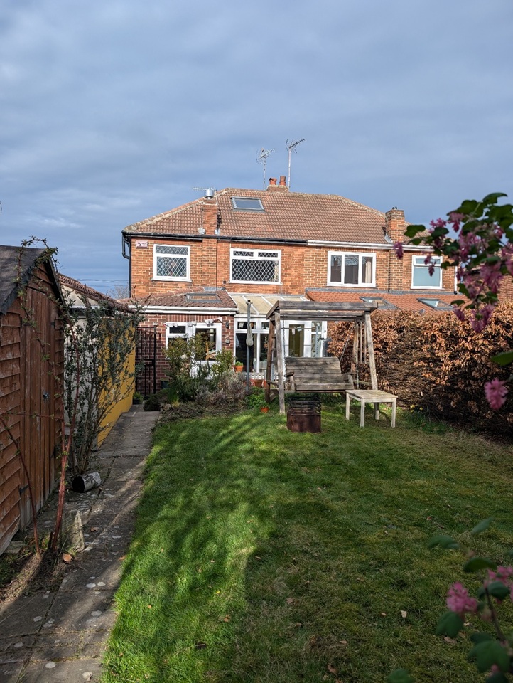 Additional image 7 of 3 Bed Semi-Detached House, Armley Grange Walk, LS12, N1 7GU