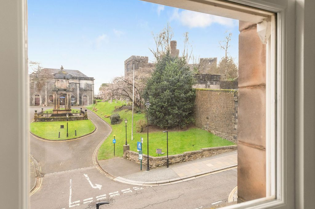 Additional image 9 of 3 bed flat for saleSt. John Street, Stirling FK8