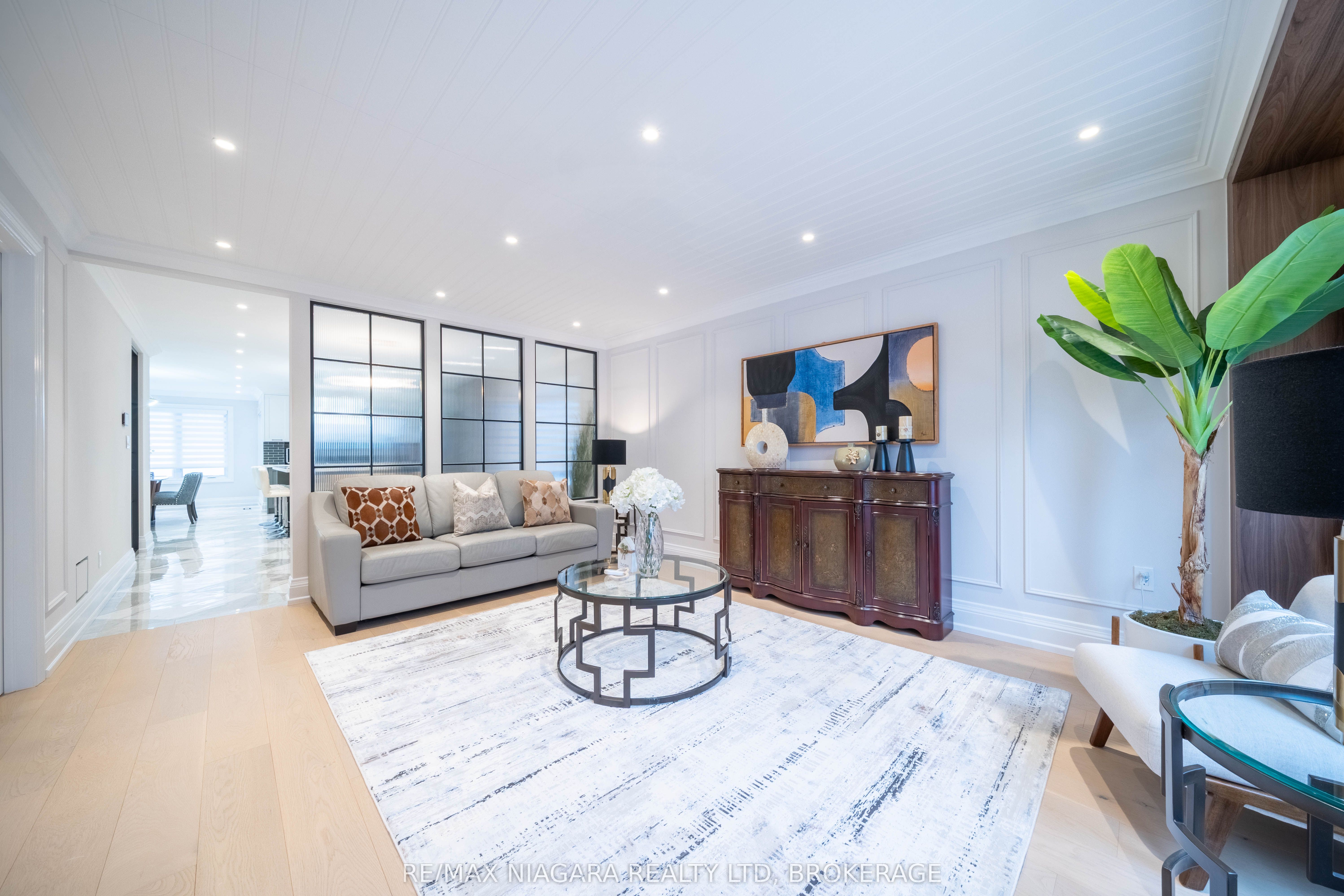 Additional image 6 of 18 Mountbatten Road, Toronto, ON, M9P 1Z2