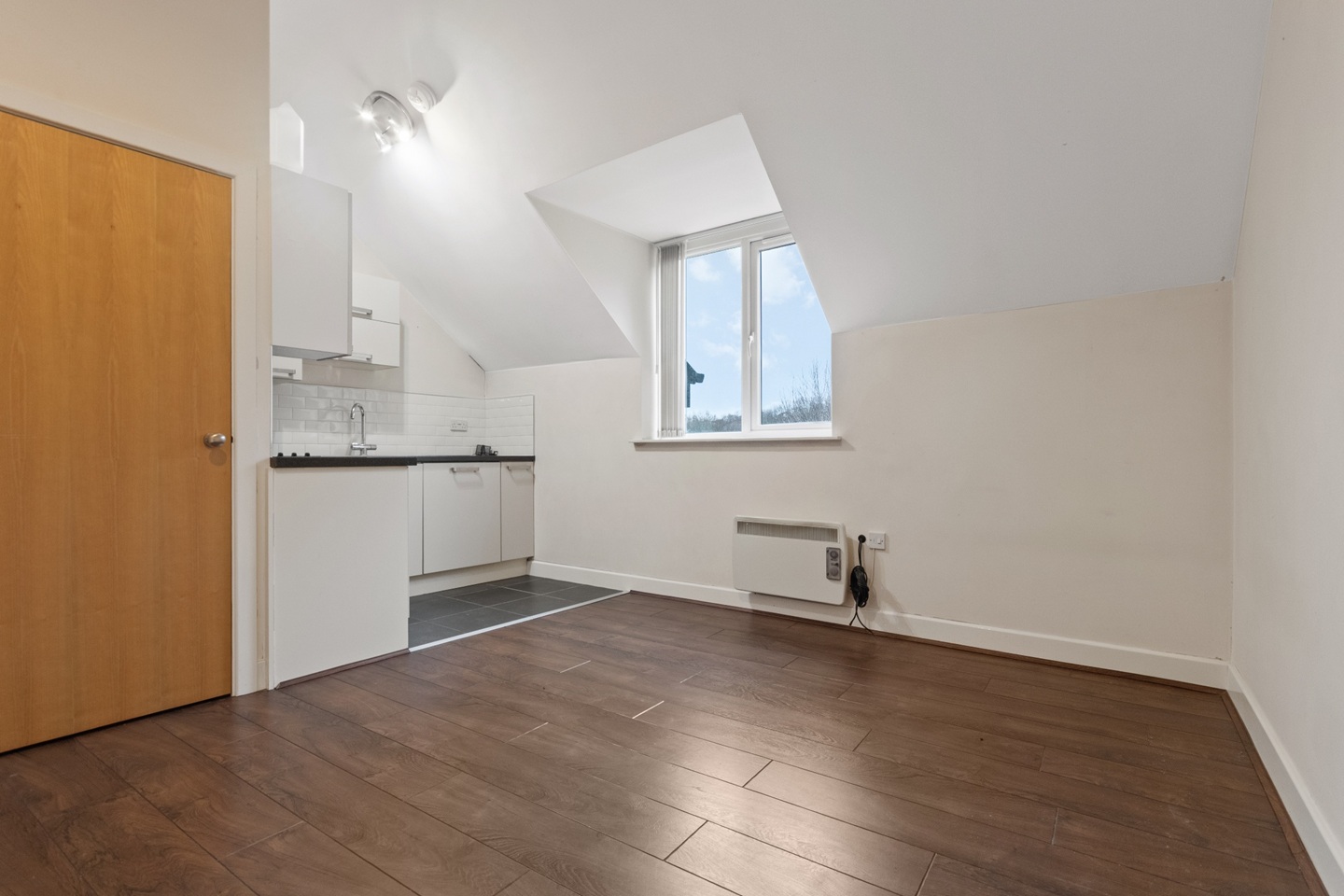 Additional image 2 of 1 Bed Flat, Airedale House, LS13, N1 7GU