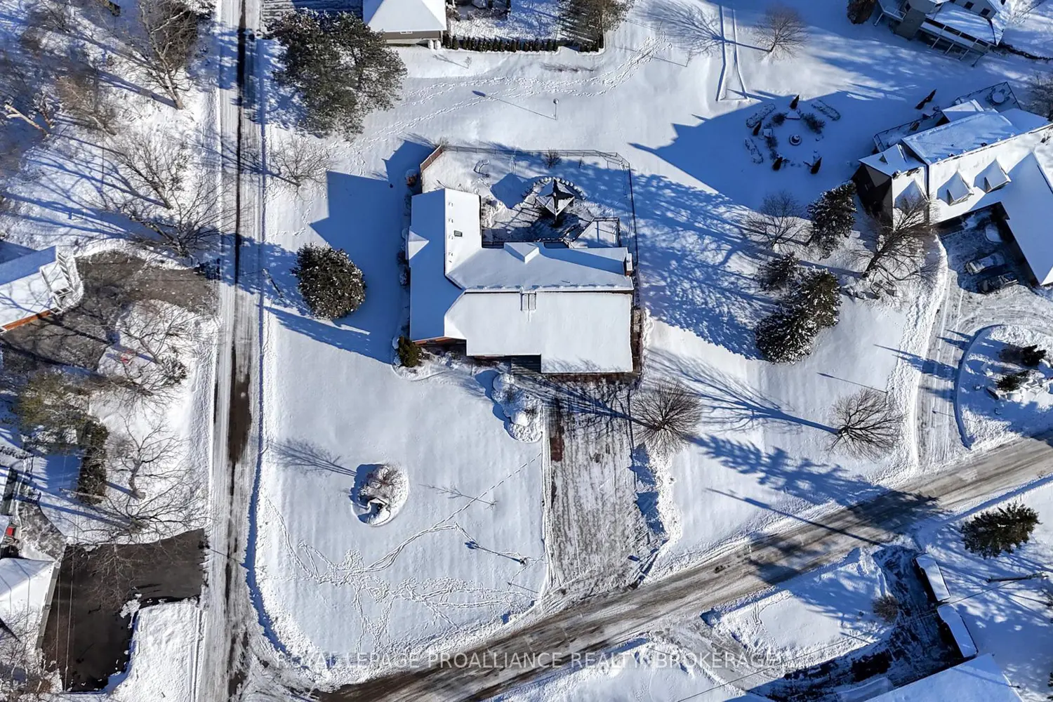 Additional image 13 of 1673 St Lawrence Avenue