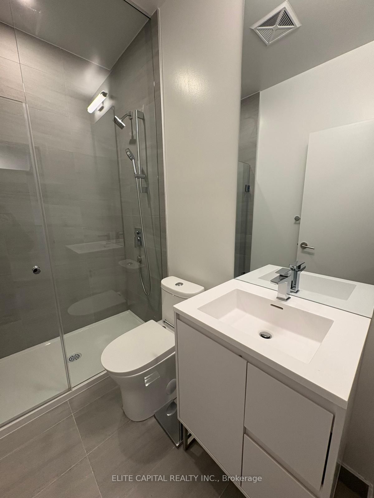 Additional image 4 of 2708-1 Quarrington Lane, Toronto, ON, M3C 0S4