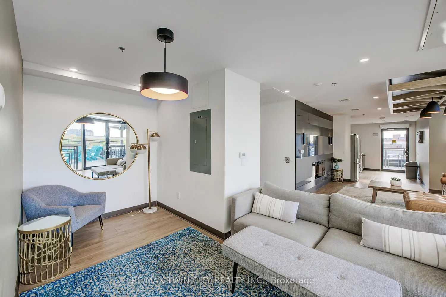 Additional image 15 of 60 Charles Street 1805