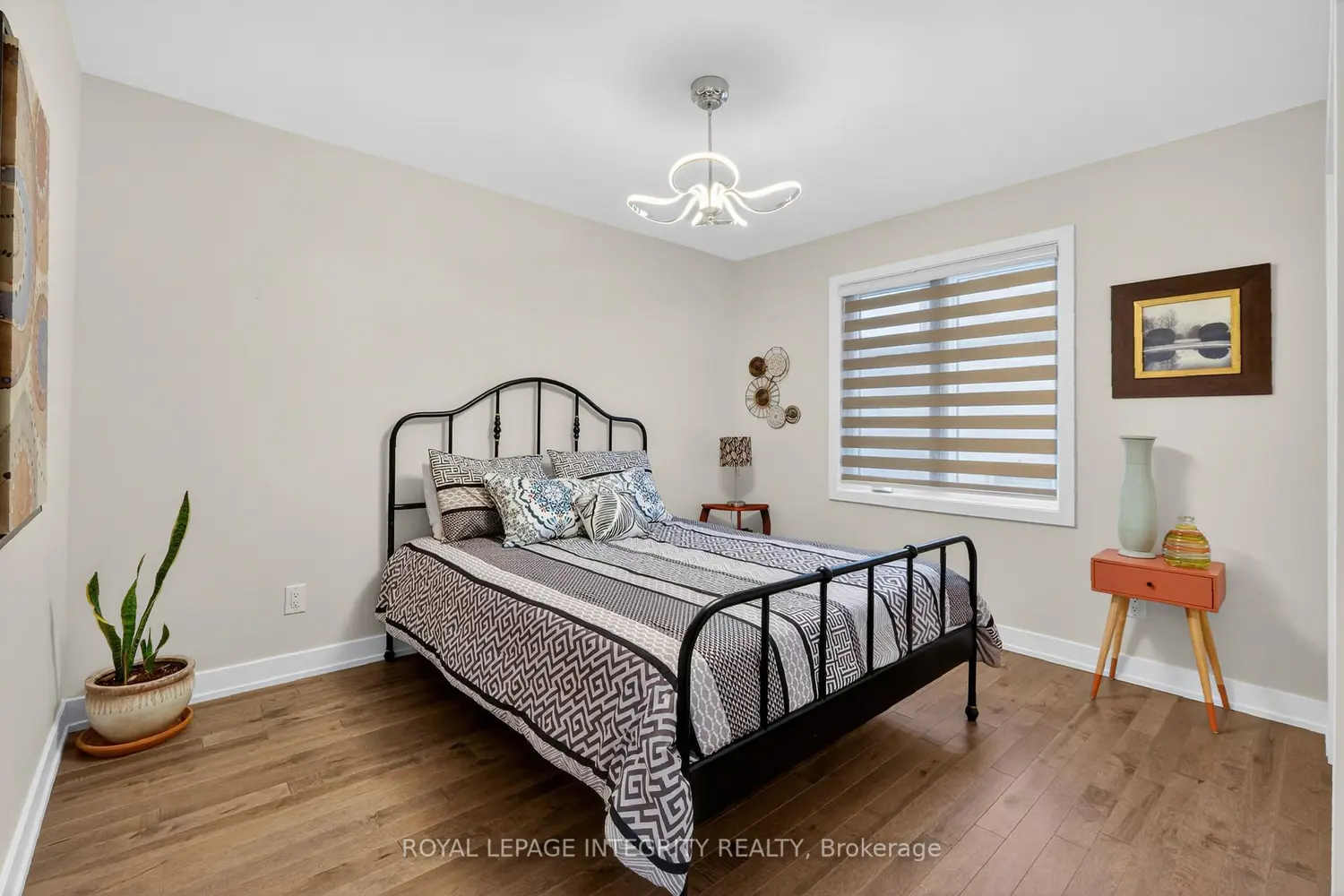 Additional image 7 of 329 Dore Street