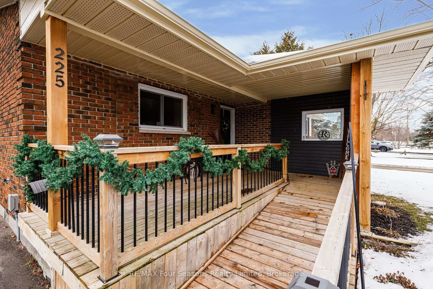 Additional image 5 of 225 Christopher Street