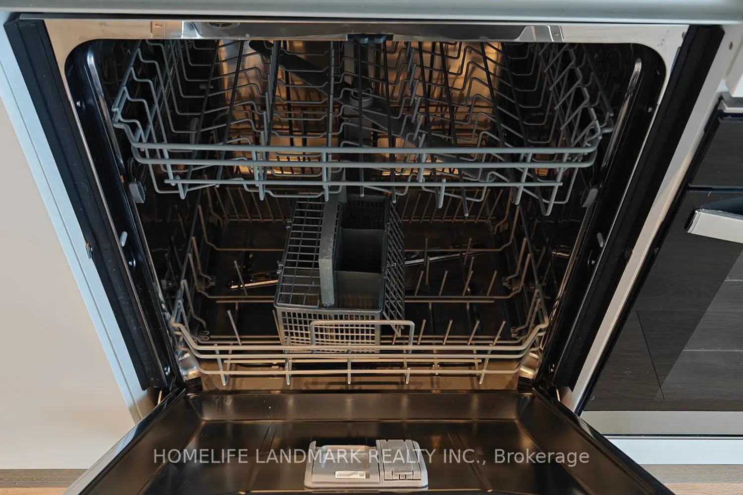 Additional image 11 of 1100 Sheppard Avenue Lph20