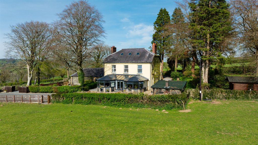 4 bed farm for saleLlanfihangel-Ar-Arth, Near Llandysul SA39