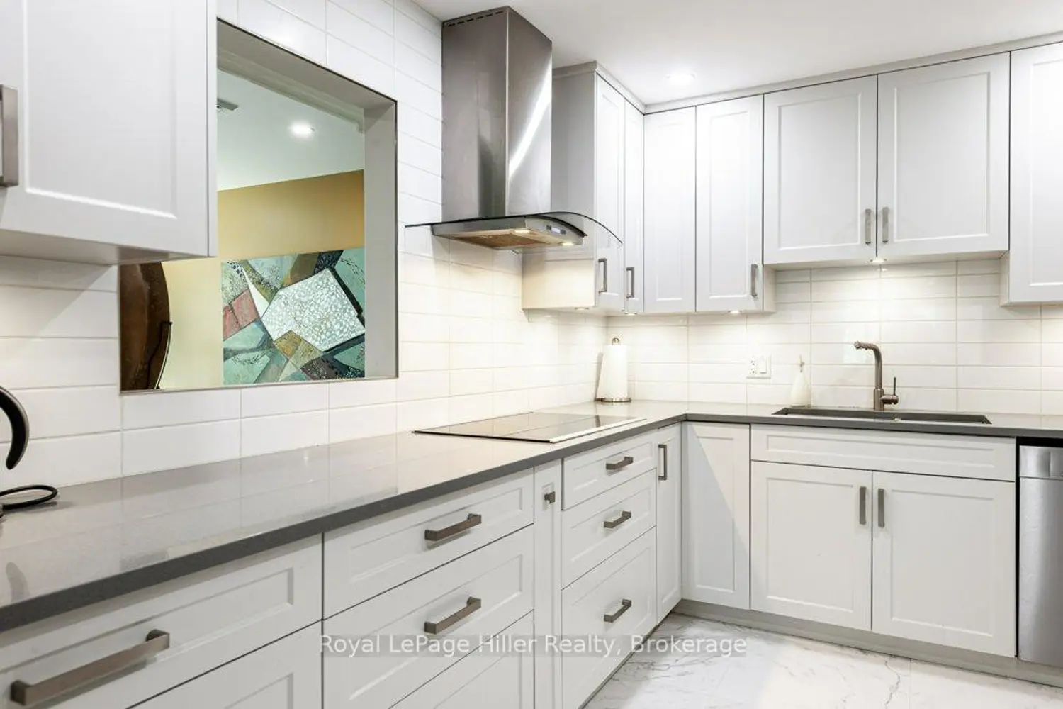 Additional image 9 of 30 Front Street 205