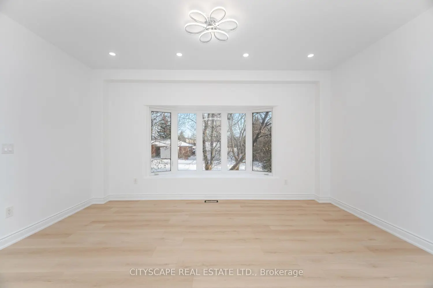 Additional image 5 of 5843 Prairie Circle