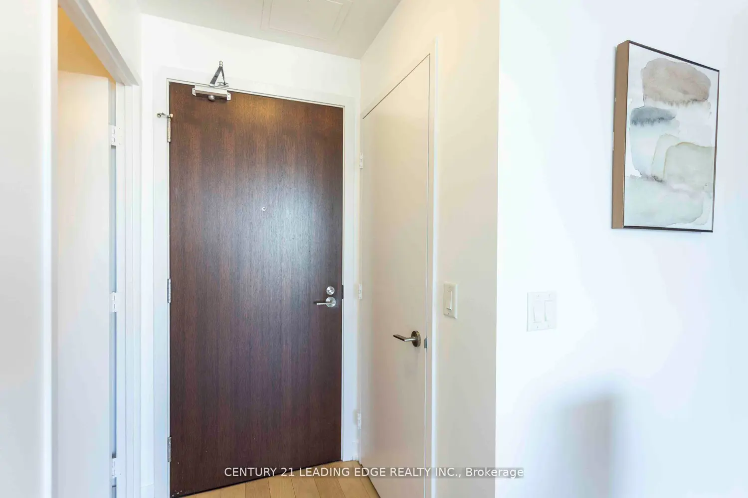120 Bayview Avenue S810