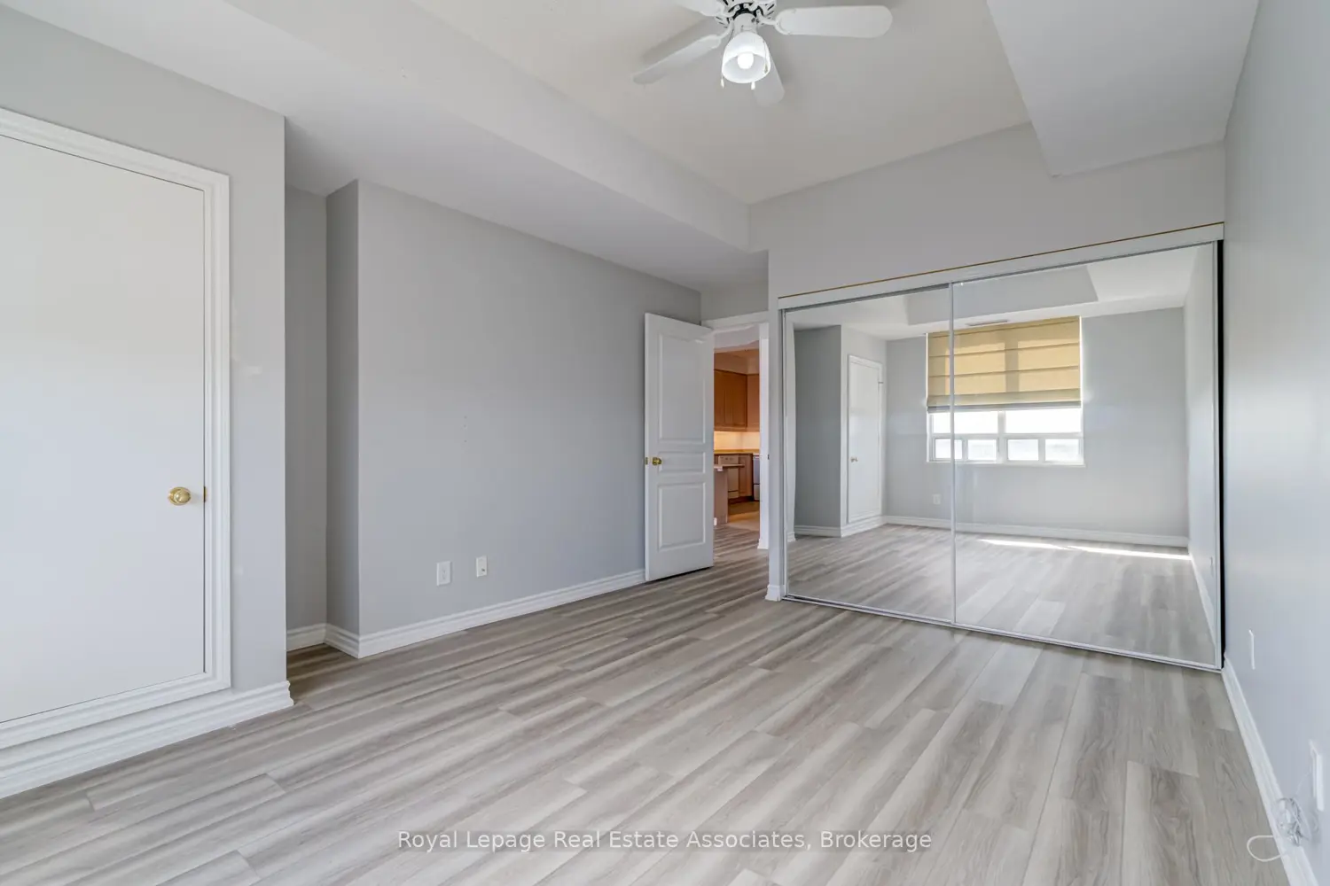 Additional image 9 of 1 Belvedere Court 909